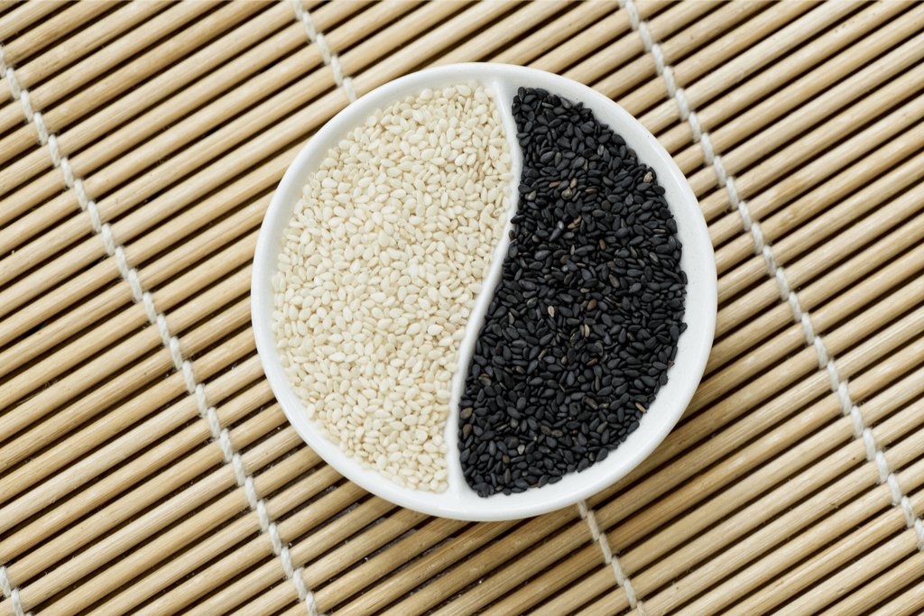 Sesame Seeds White, organic 200g - Real - Food.shop