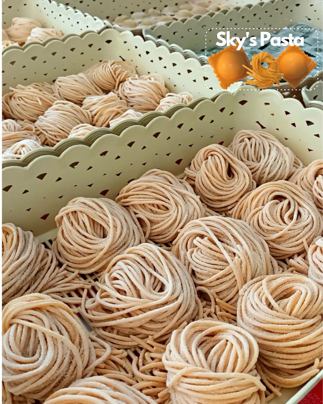 Spaghetti Bolognese, fresh pasta, homemade. - Real - Food.shop